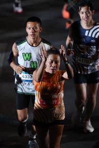 BIB: 4332, 627409, 41703
                            <button type="button" onclick="openModal(23022462)" class="btn btn-primary btn-sm float-right btn-popup" data-toggle="modal" data-target=".modal-high-quality">
                        <i class="fas fa-shopping-cart"></i> Add to Cart
                    </button>
                                            <button type="button" onclick="isThisMe(23022462, true)" class="btn btn-success btn-sm float-right btn-popup btn-isme hidden" data-toggle="tooltip" data-placement="bottom" title="นี่คือรูปของคุณใช่ไหม คลิกที่นี่เพื่อเอาเข้าอัลบั้ม">
                        <i class="fas fa-plus"></i> Add to album
                    </button>
                    <button type="button" onclick="isThisMe(23022462, false)" class="btn btn-warning btn-sm float-right btn-popup btn-isnotme hidden">
                        <i class="fas fa-ban"></i> Remove from album
                    </button>